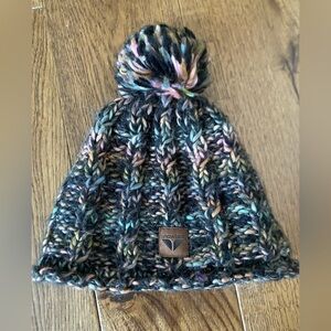 Ski/snowboarder girl Pom Pom warm winter fleece lined beanie
